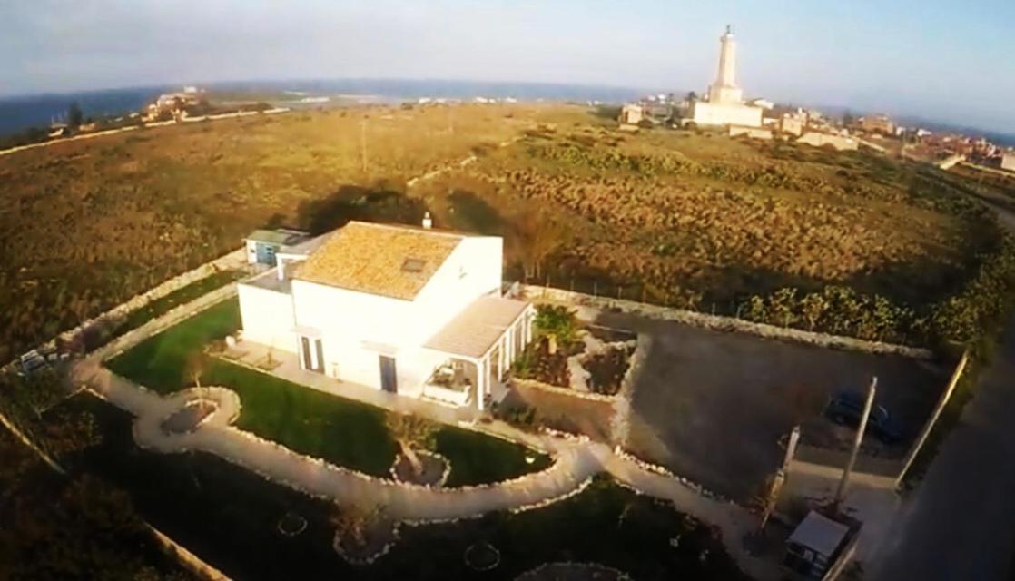 B&B Casa Del Faro Sanvallero Adults Only Portopalo Di Capo Passero Exterior photo