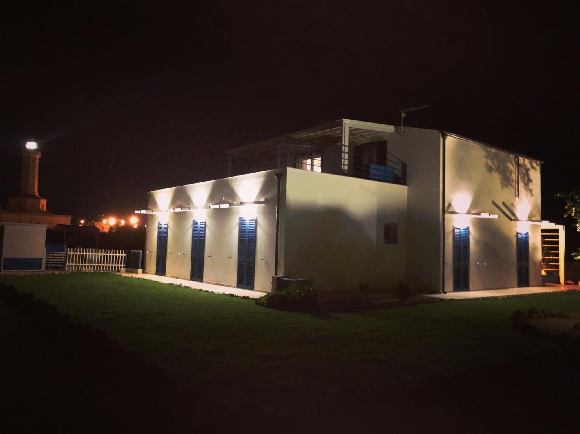 B&B Casa Del Faro Sanvallero Adults Only Portopalo Di Capo Passero Exterior photo